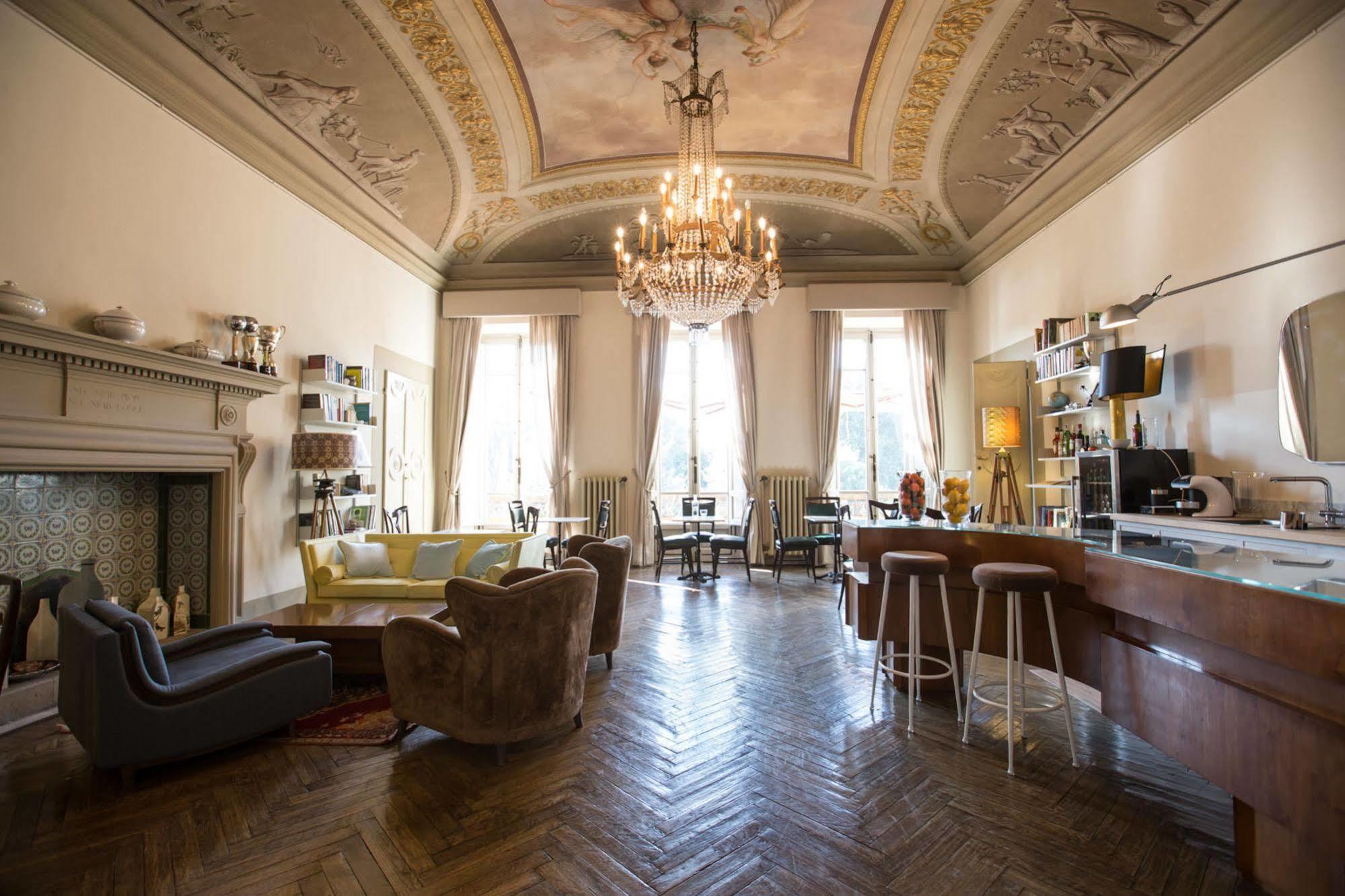 Adastra Suites Firenze Bagian luar foto